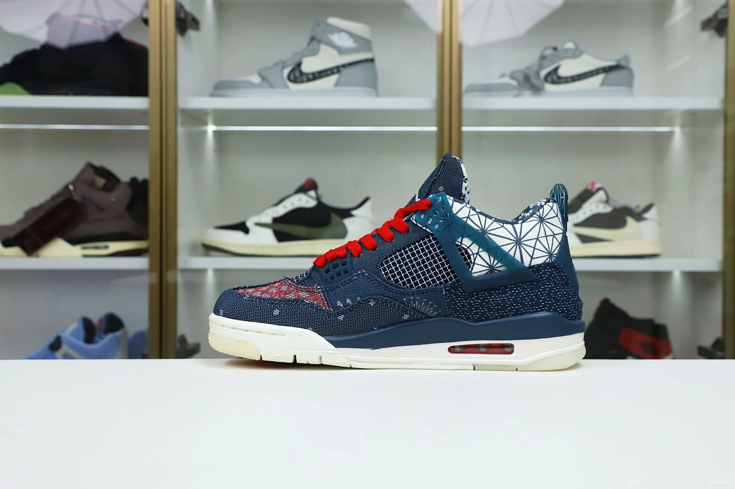Jordan Air ocean